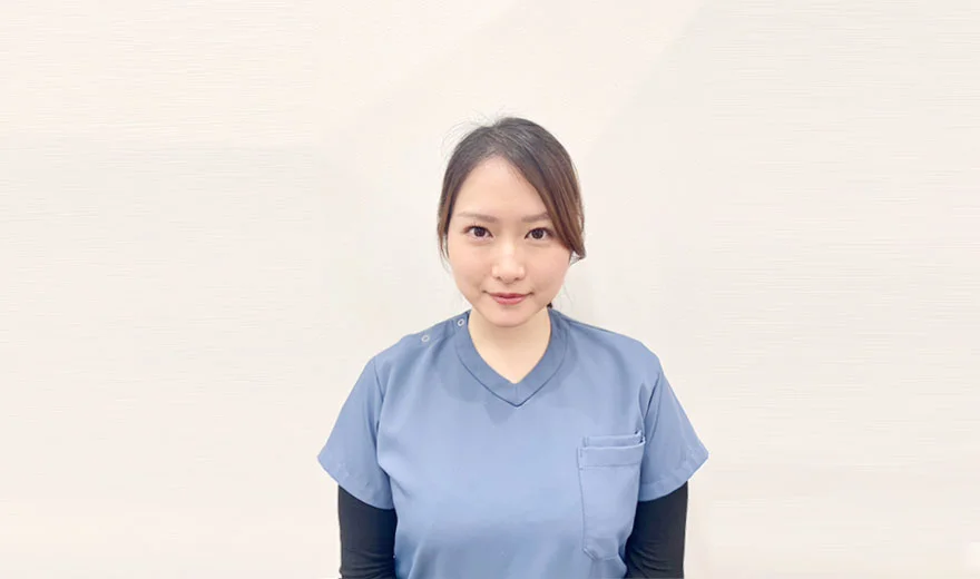 歯科医師/吉田　詩奈美 