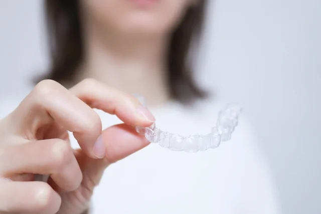 マウスピース矯正　
