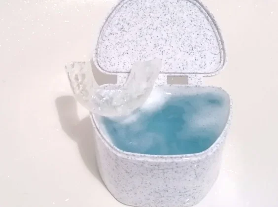 リテーナーのトラブルについて